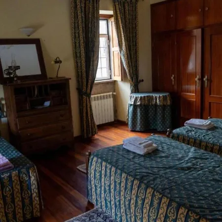 Casa Do Mogadouro Holiday home *