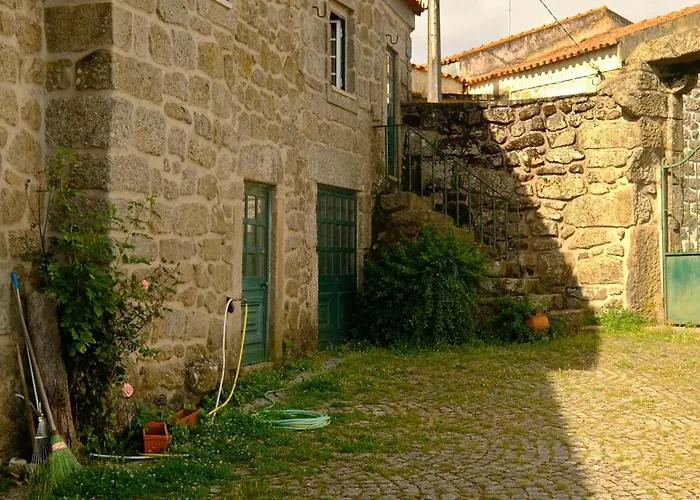 Casa Do Mogadouro 度假居 Mesquitela