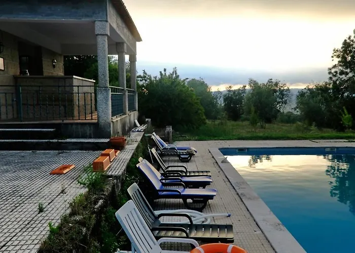 Casa Do Mogadouro 度假居 Mesquitela